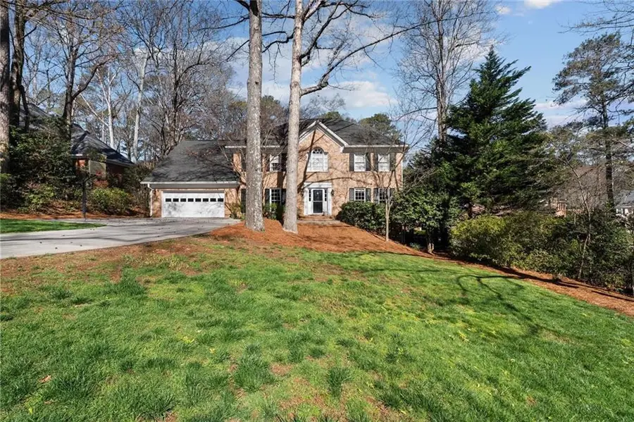 2380 Kimbrough Court, Sandy Springs, GA 30350 - #2