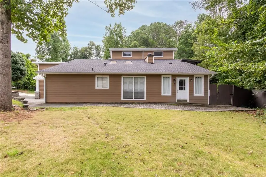 1050 Terramont Drive, Roswell, GA 30076 - #3