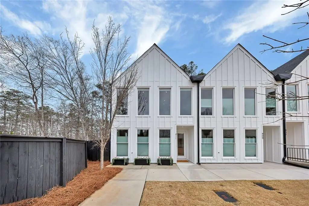 411 Burgundy Way, Woodstock, GA 30188 - #1