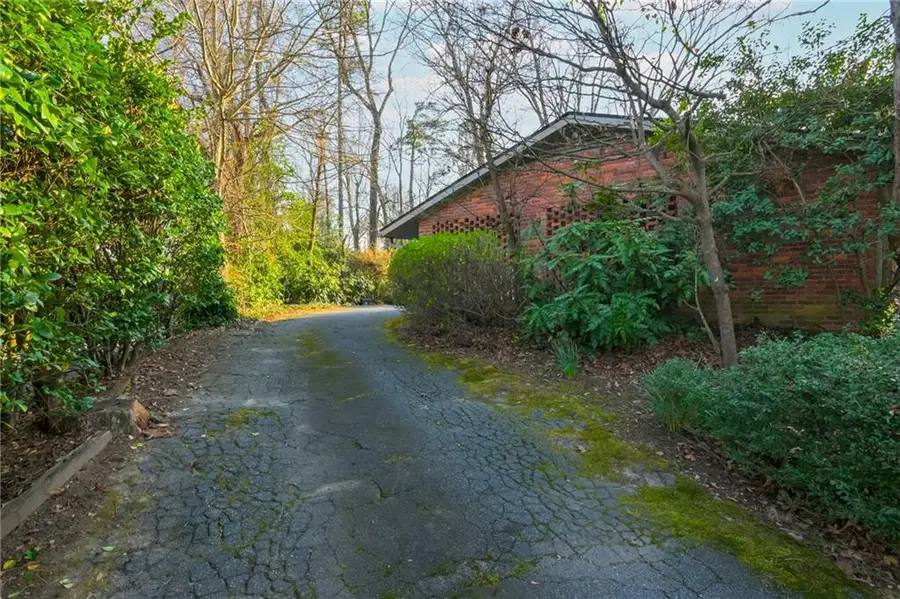 2795 Margaret Mitchell Drive Nw, Atlanta, GA 30327 - #2