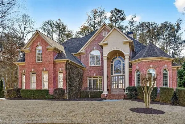 376 Prestbury Court, Suwanee, GA 30024