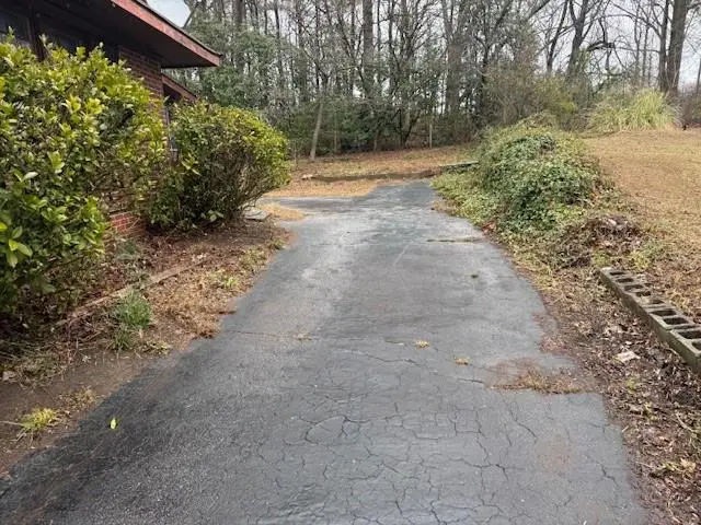 6896 Florence Dr, Lithia Springs, GA 30122 - #3