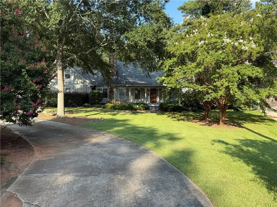 958 Sweet Briar Trail Se, Conyers, GA 30094 - #2