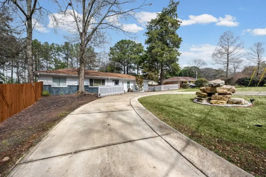 414 Charles Place, Roswell, GA 30075 - #2