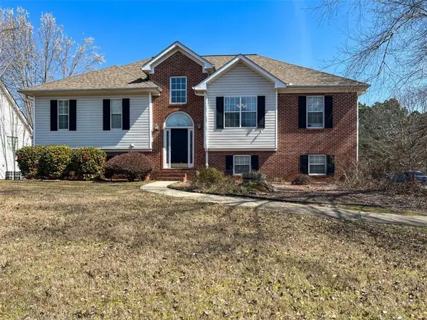 3492 Heathervale Way, Conyers, GA 30094