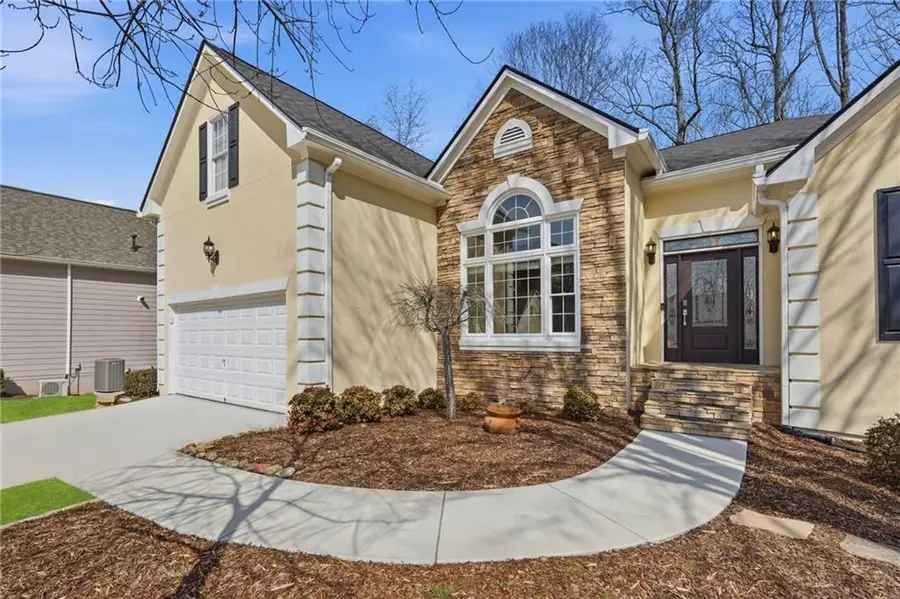 550 Pine Rock Trail, Sugar Hill, GA 30518 - #3