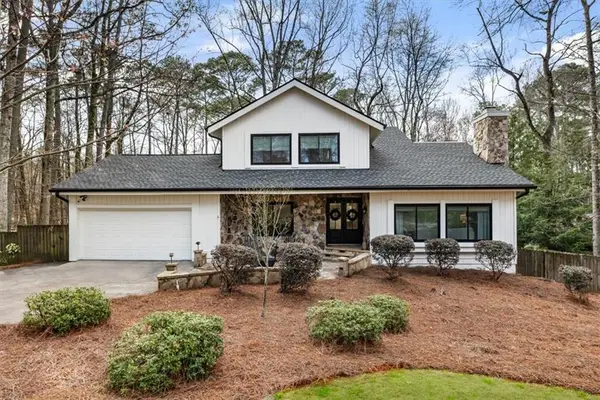 2415 Roxburgh Drive, Roswell, GA 30076