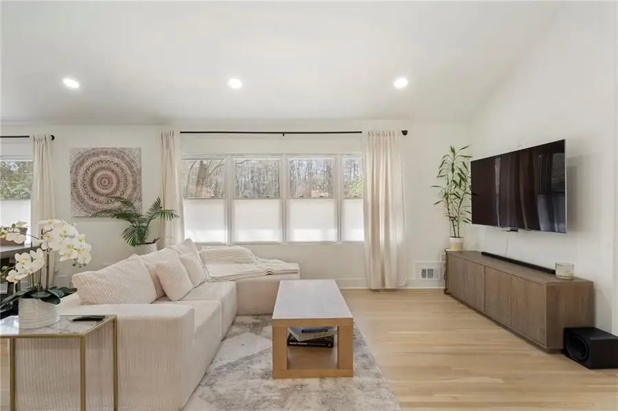 725 Starlight Lane, Atlanta, GA 30342 - #3