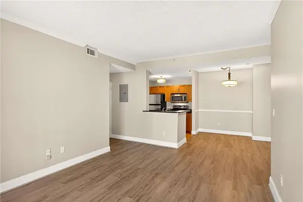 1074 Peachtree Walk Ne #B212, Atlanta, GA 30309