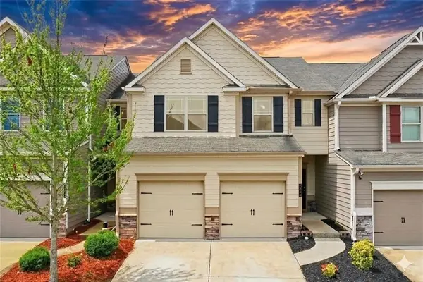 3444 Castleberry Village Circle #40, Cumming, GA 30040