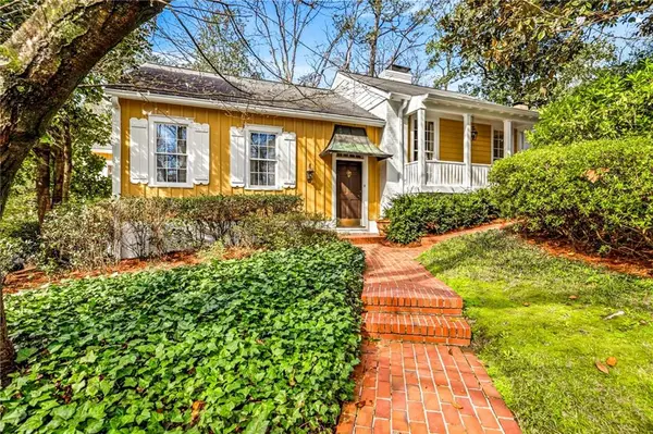 547 Spring Valley Road Nw, Atlanta, GA 30318