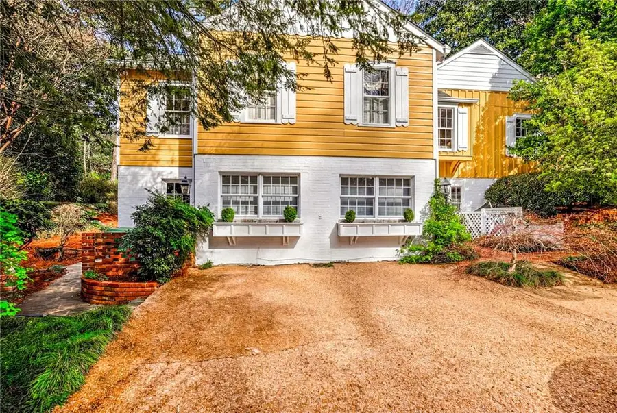 547 Spring Valley Road Nw, Atlanta, GA 30318 - #3