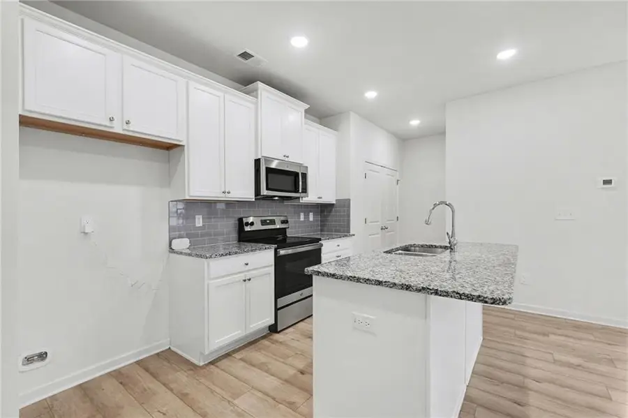 4574 Bishops Lane, Oakwood, GA 30566 - #2