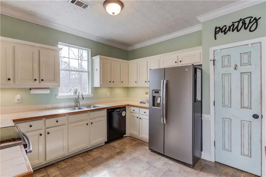 4990 Poplar Springs Circle, Gainesville, GA 30507 - #2