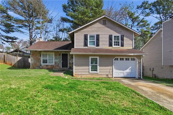 917 Lake Watch Drive, Stone Mountain, GA 30088