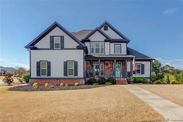 1005 Silver Thorne Drive, Loganville, GA 30052