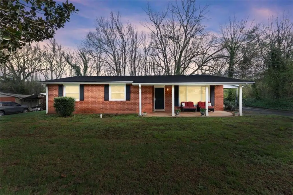 114 Duke Street, Jefferson, GA 30549 - #1