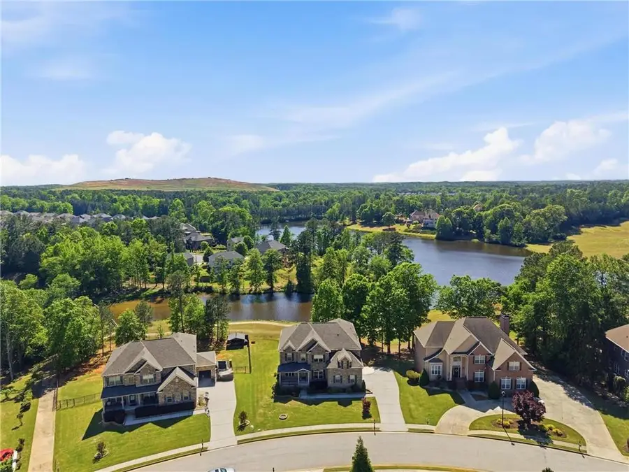 604 Augusta Drive, Fairburn, GA 30213 - #3