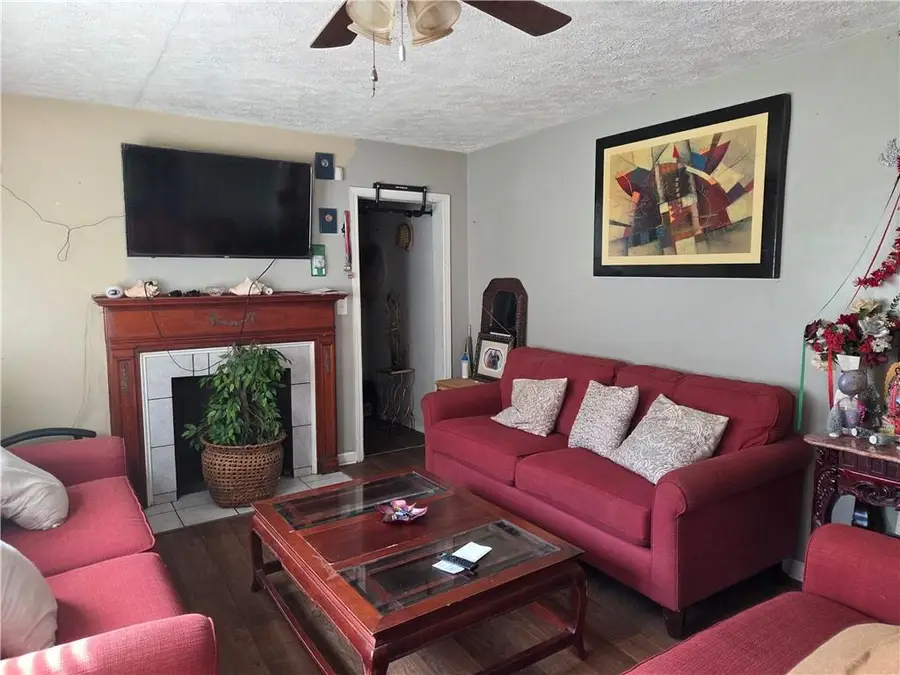 3838 Old Gordon Road Nw, Atlanta, GA 30336 - #2