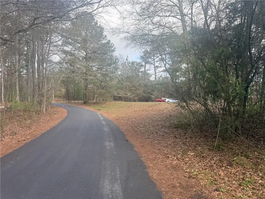 8615 Smith James Road, Snellville, GA 30039 - #3