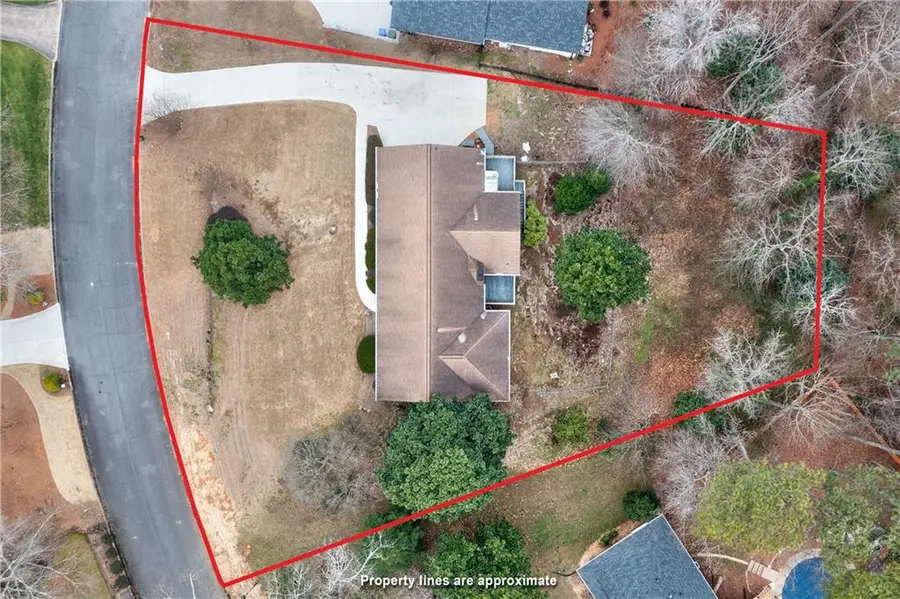 1055 Hunterhill Drive, Roswell, GA 30075 - #2