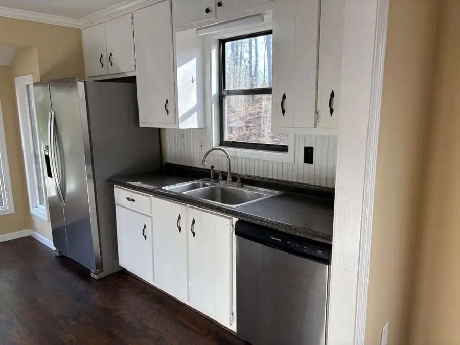 136 Creekview Drive, Woodstock, GA 30188 - #3