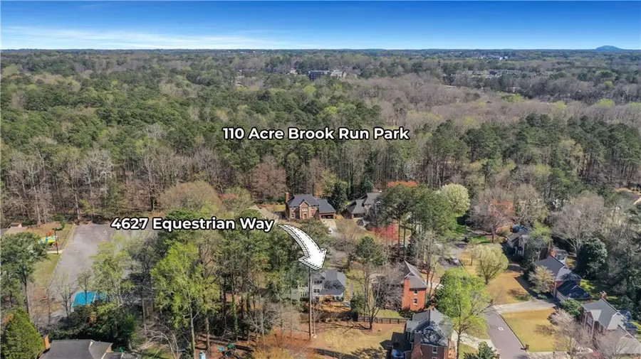 4627 Equestrian Way, Dunwoody, GA 30338 - #2