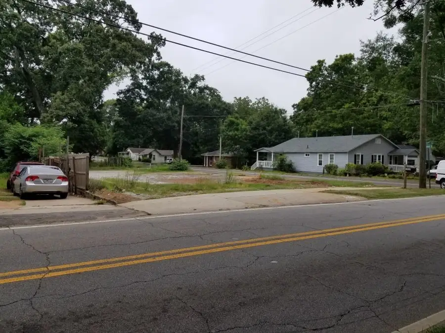 1032 W Solomon Street, Griffin, GA 30223 - #2