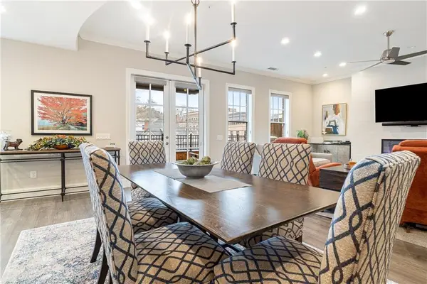 8255 Main Street, Woodstock, GA 30188