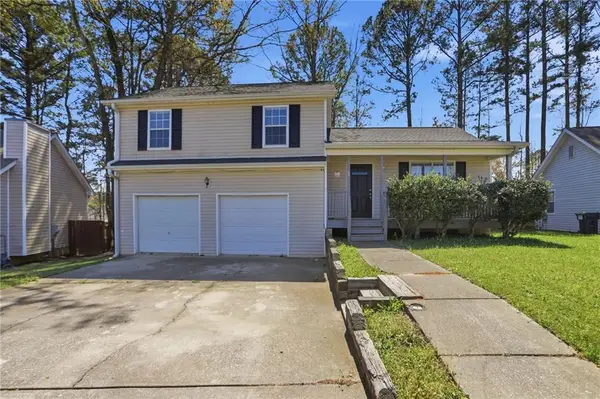 32 Bay Cove Drive, Stockbridge, GA 30281