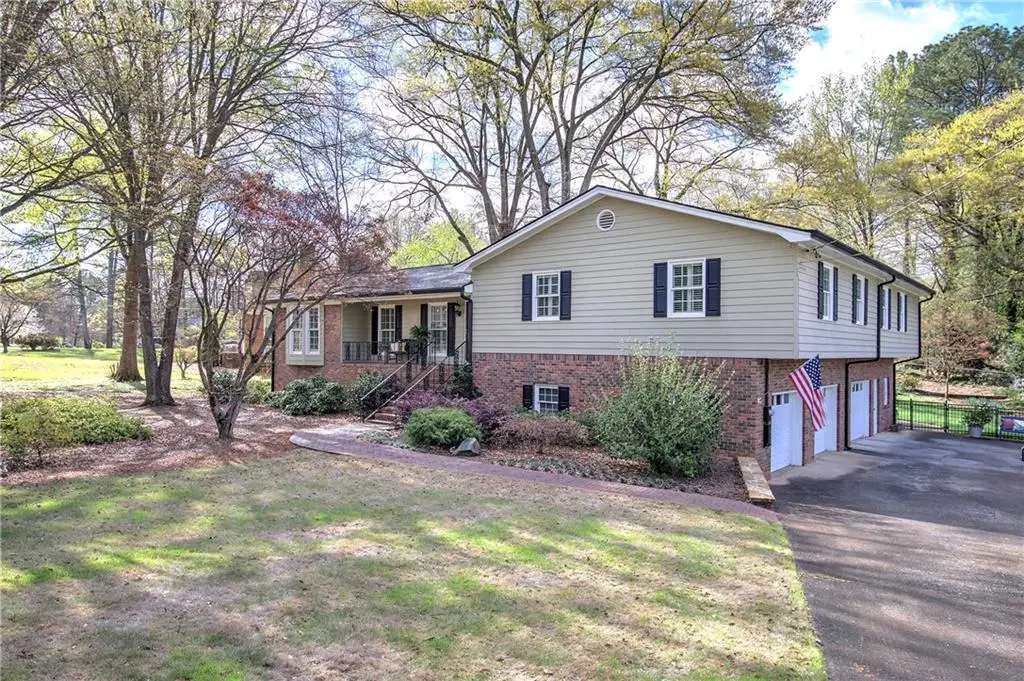 27 Walnut Drive, Cartersville, GA 30120 - #1
