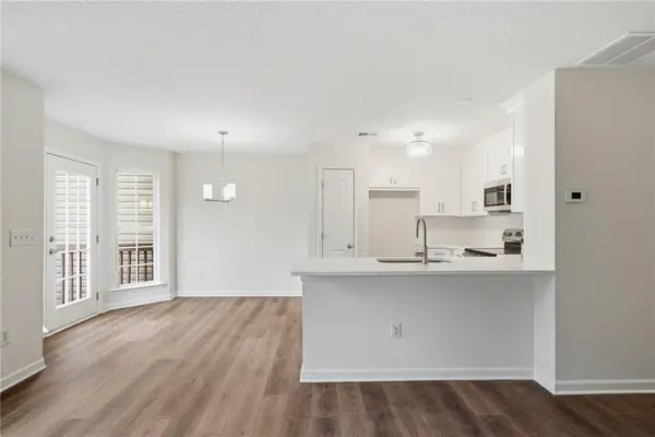 533 Fox Creek Crossing, Woodstock, GA 30188