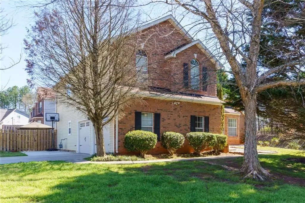 2133 Eagles Nest Circle, Decatur, GA 30035 - #1