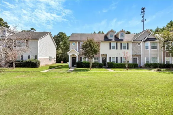 8662 Thomas Road, Riverdale, GA 30274