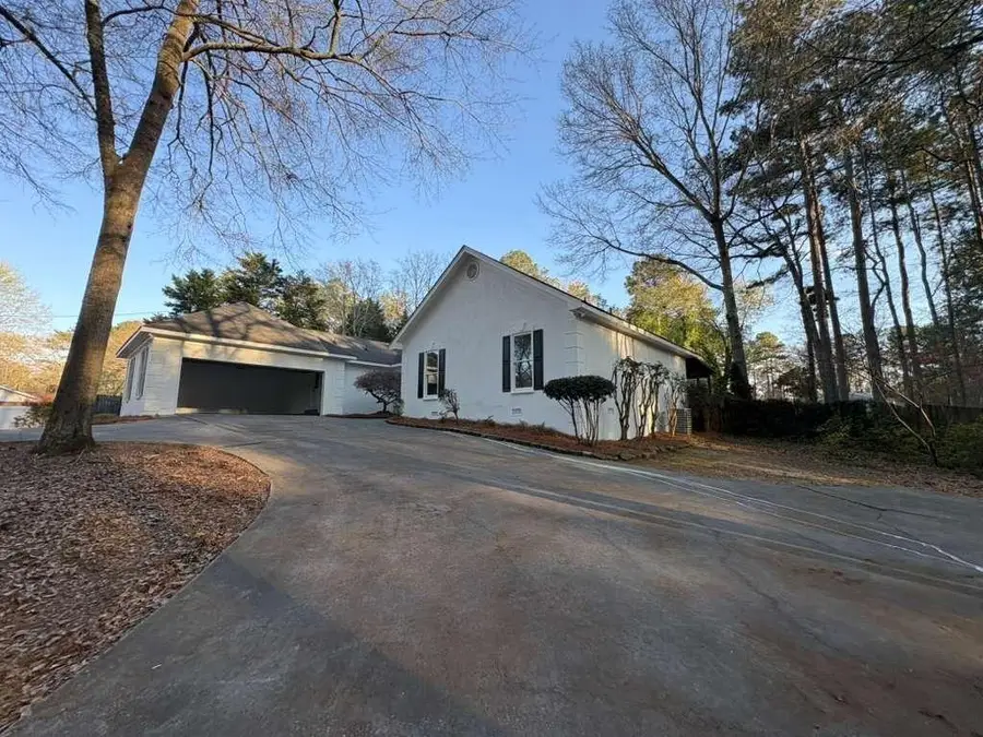 2518 W Mcintosh Road, Griffin, GA 30223 - #2