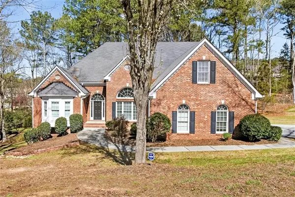 3570 Bulloch Lake Road, Loganville, GA 30052