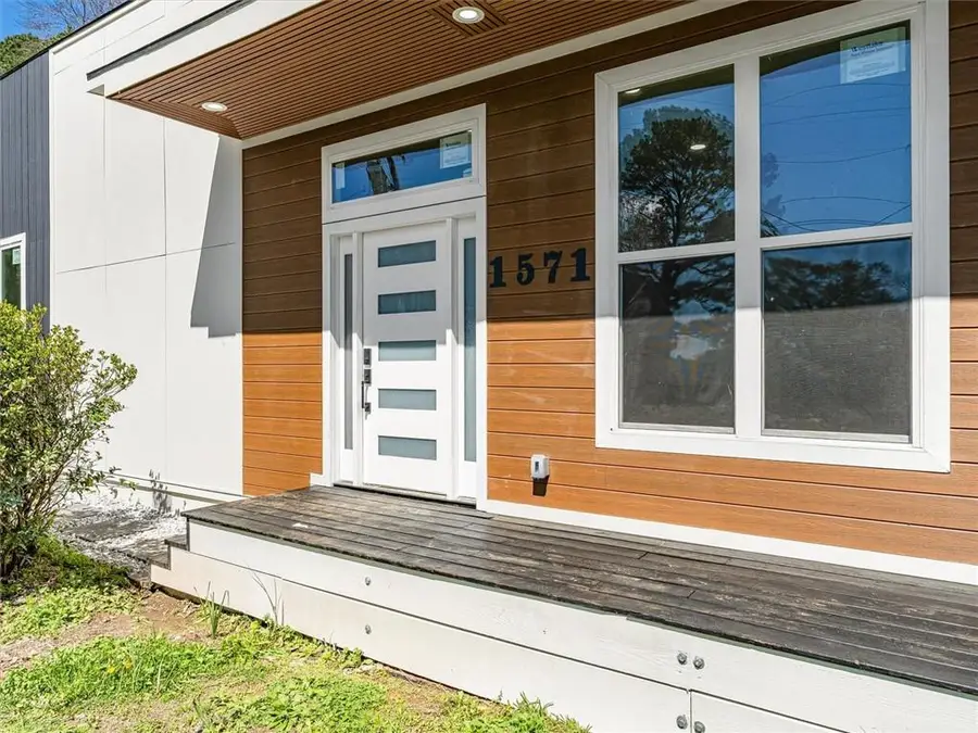 1571 Mary George Avenue Nw, Atlanta, GA 30318 - #3