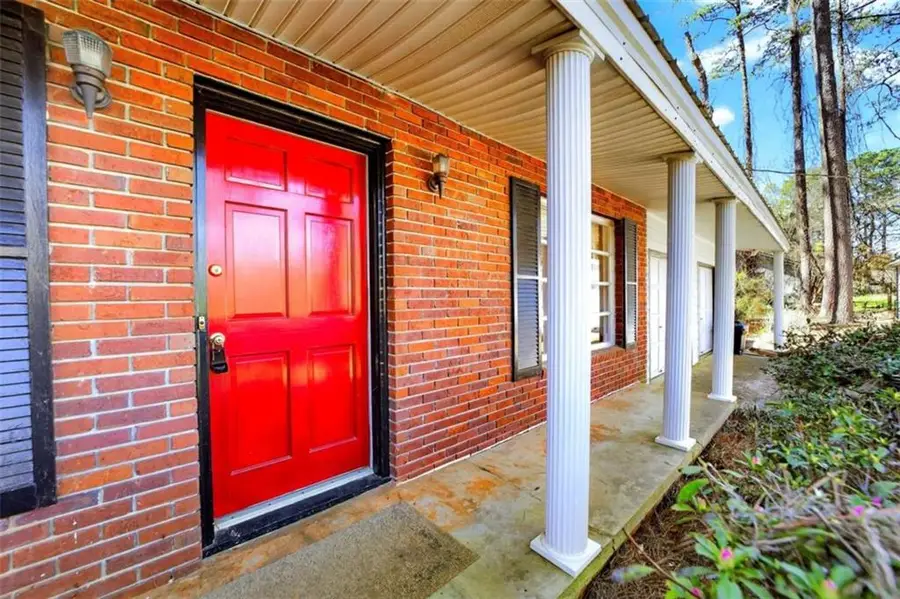 881 Rockbridge Road, Lilburn, GA 30047 - #3