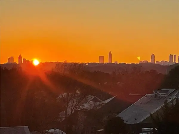 5003 Oakdale Road Se, Smyrna, GA 30080