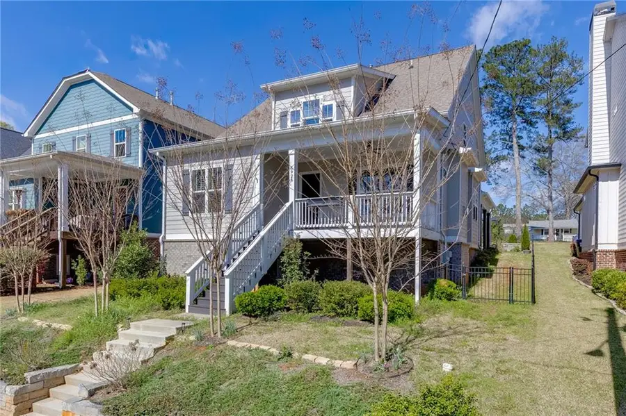 5926 Mitchell Street, Flowery Branch, GA 30542 - #2