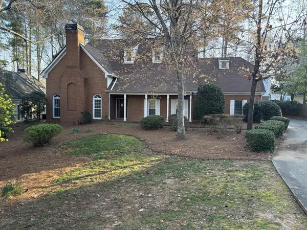 105 Lazy Laurel Chase, Roswell, GA 30076