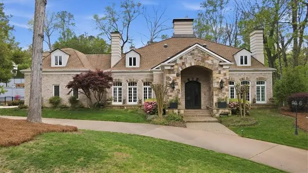 890 Marseilles Drive, Sandy Springs, GA 30327