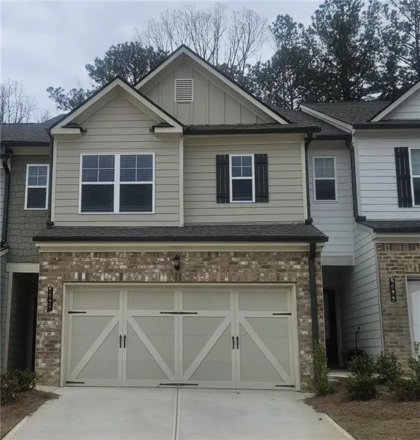 5629 Overview Drive, Flowery Branch, GA 30542