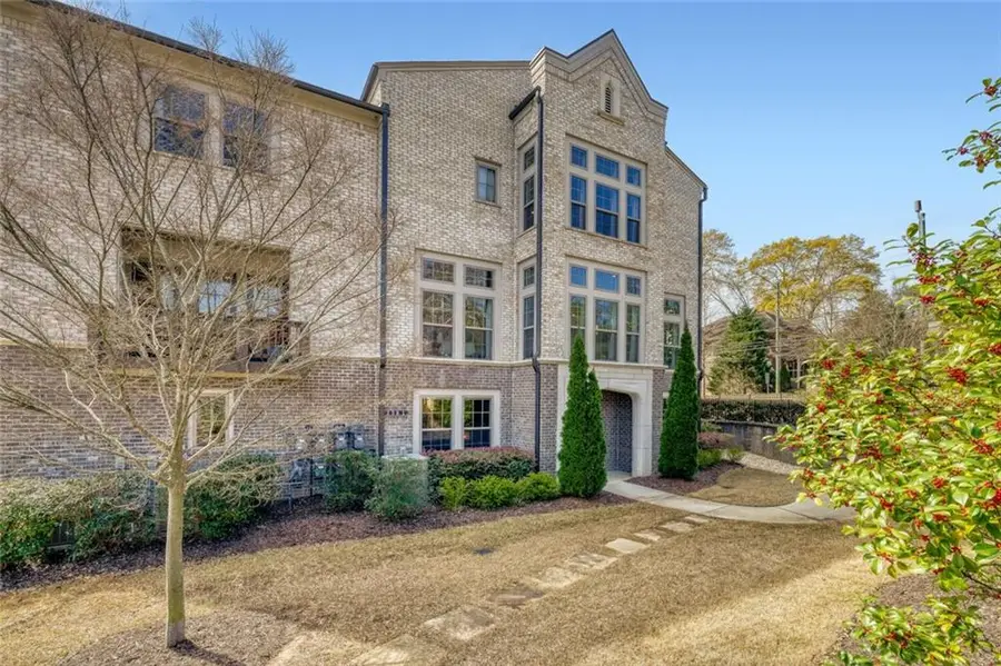 2381 Brissett Lane, Brookhaven, GA 30319 - #2