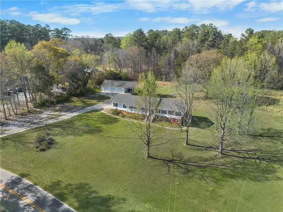 221 Griffin Mountain Trl, Conyers, GA 30013 - #2