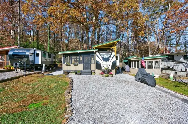 324 Leisure Acres Drive, Cleveland, GA 30528