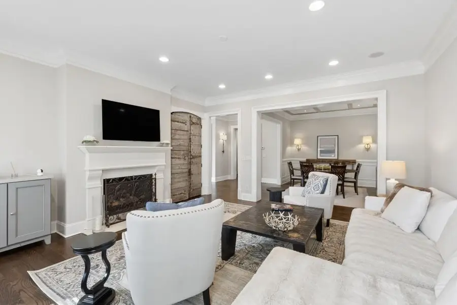 3585 Roxboro Road Ne #6, Atlanta, GA 30326 - #2