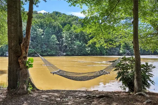 1060 Riverbend Club Drive Se, Atlanta, GA 30339