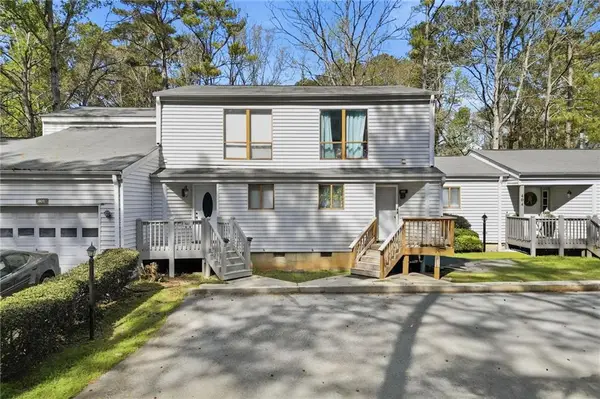 402 Willow Way, Villa Rica, GA 30180