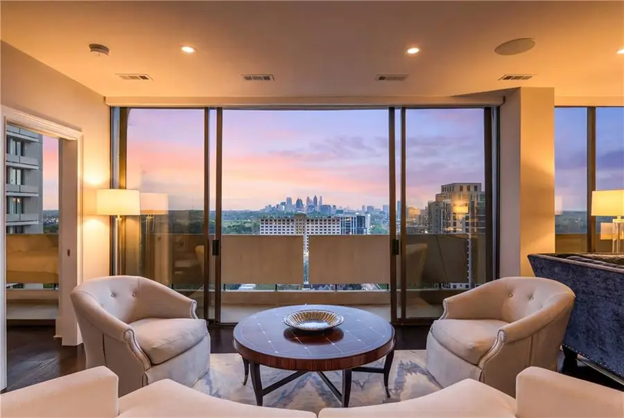 2575 Peachtree Road Ne #22CD, Atlanta, GA 30305 - #2